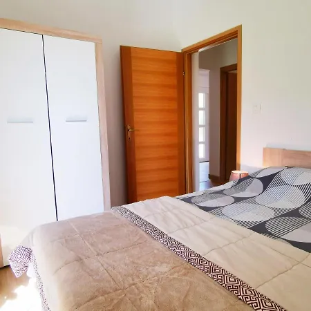 House Nela Holiday home
