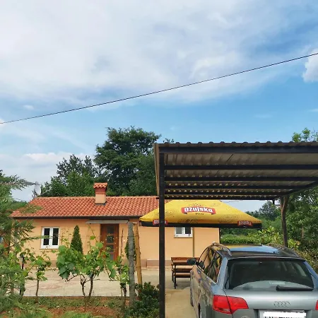 House Nela Holiday home *
